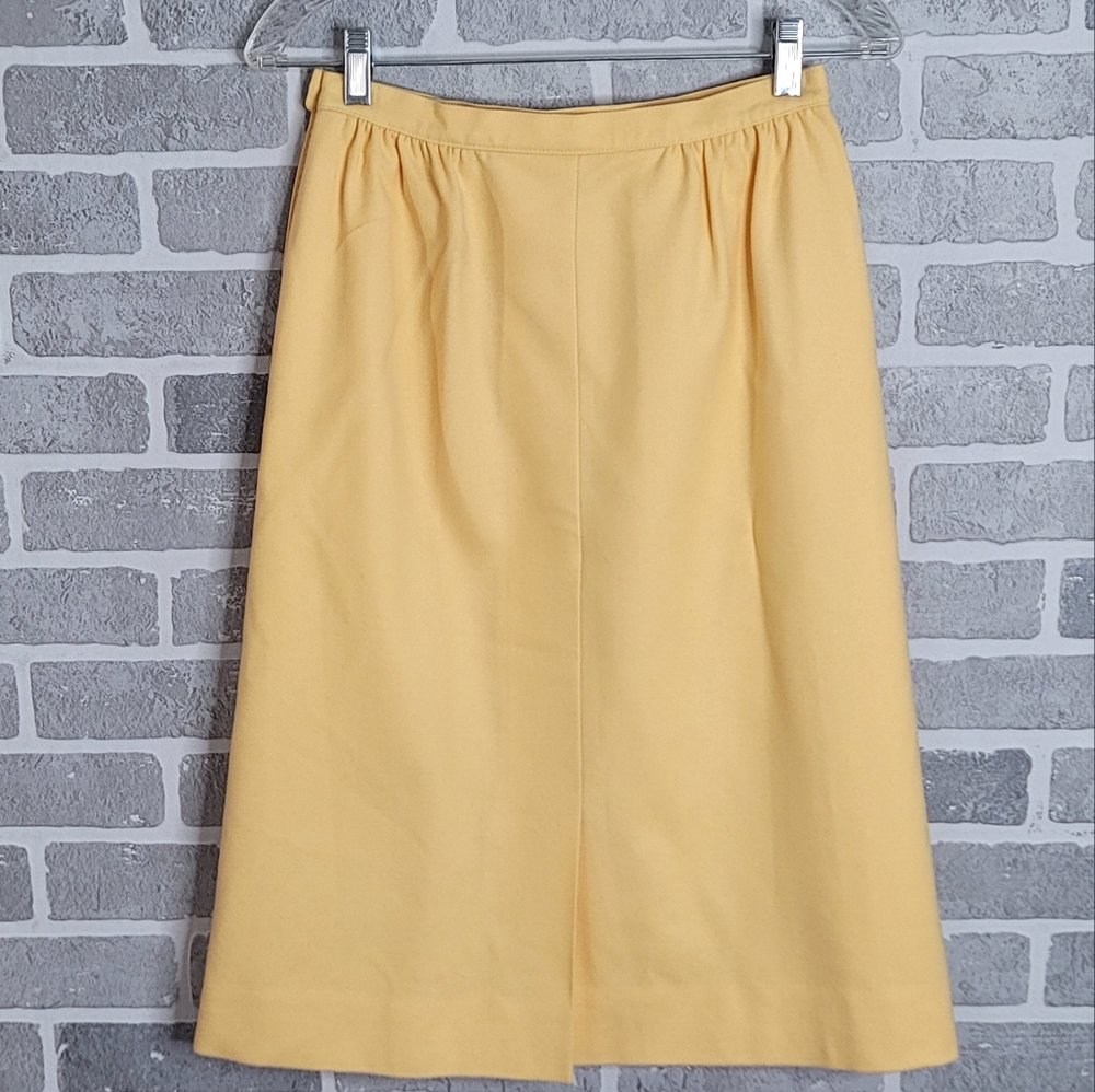 Pendleton Yellow Skirt Set - Picture 10 of 15